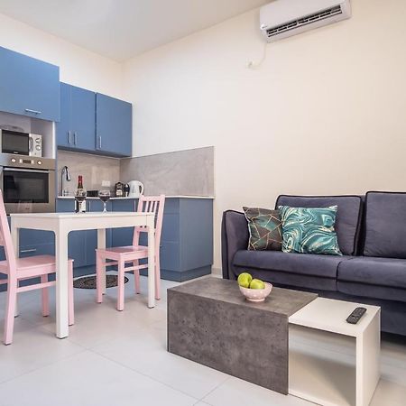 Port City Haifa - Luxury Apartments 50 Mtrs From The Beach المظهر الخارجي الصورة