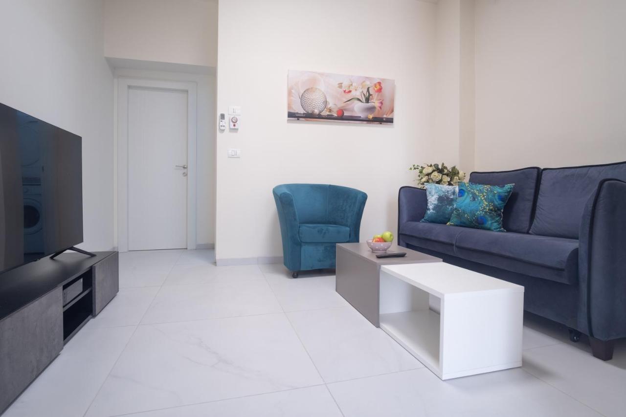 Port City Haifa - Luxury Apartments 50 Mtrs From The Beach المظهر الخارجي الصورة